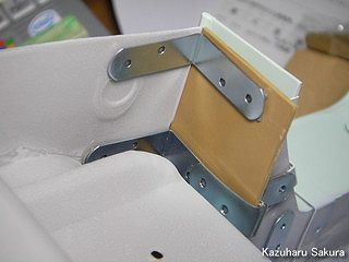 Gmade（ジーメイド） GS01 SAWBACK製作記 ～ ルーフの固定